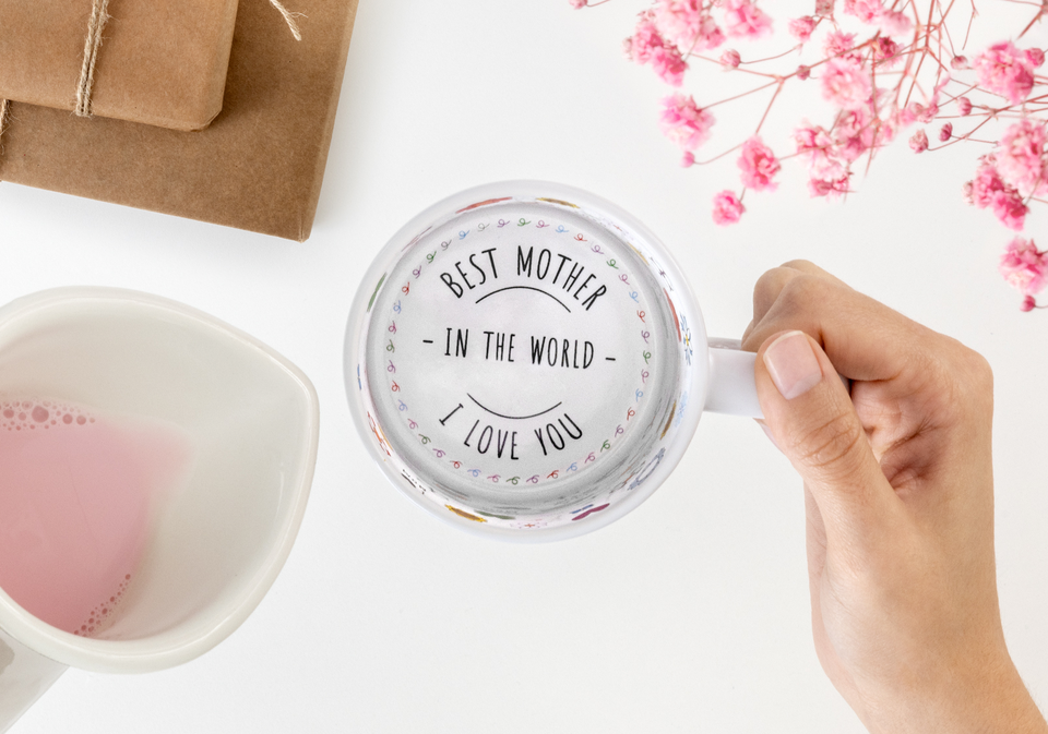 ☕ Custom Photo Mugs: For her favourite daily ritual