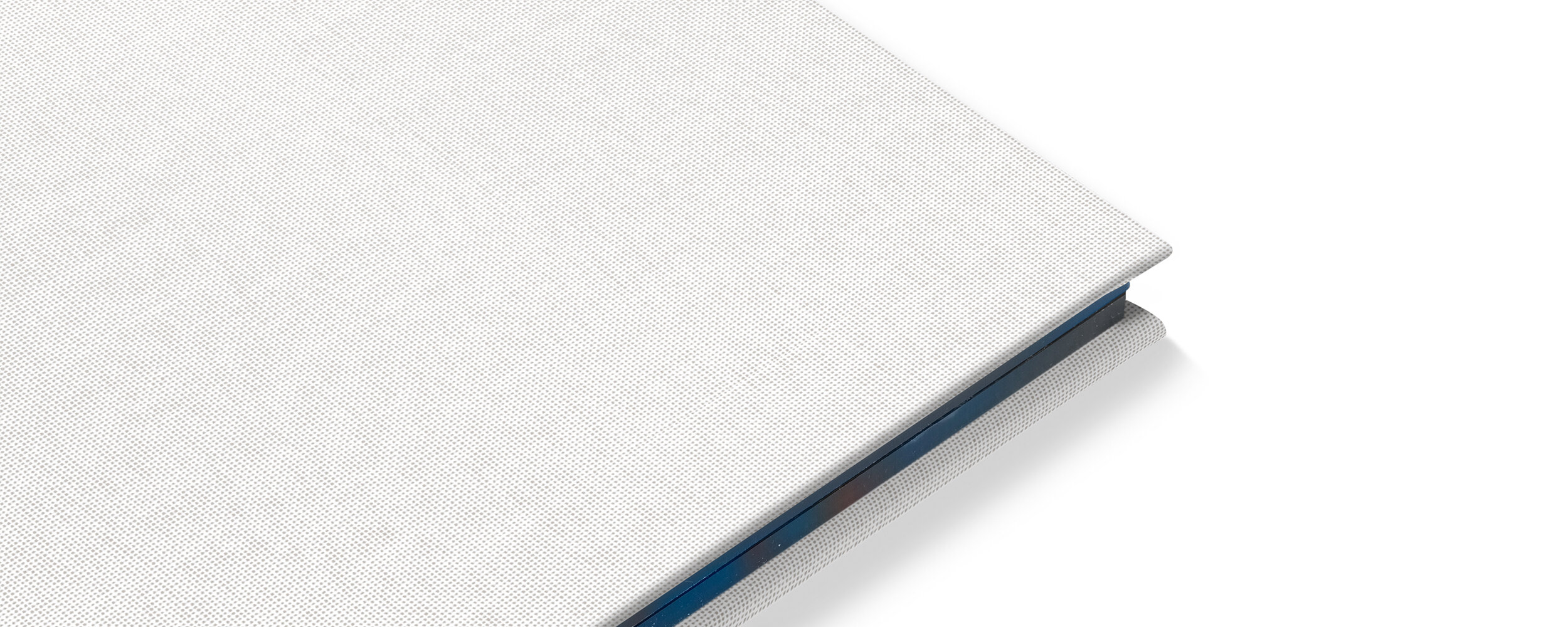 ümbertöödeldud ookeaniplastist valge