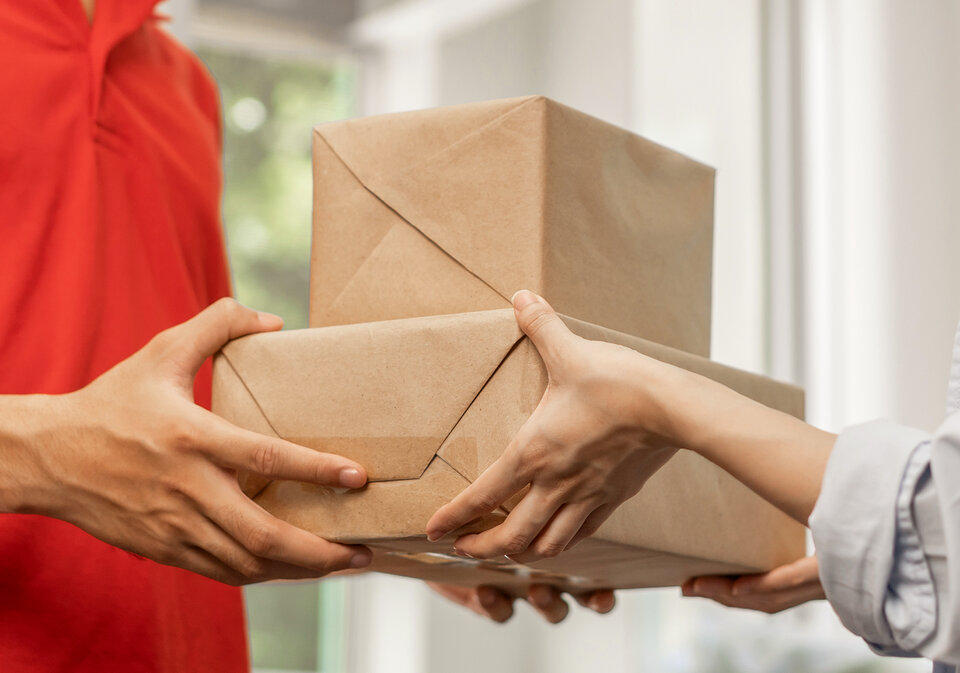 Free Shipping from £10000